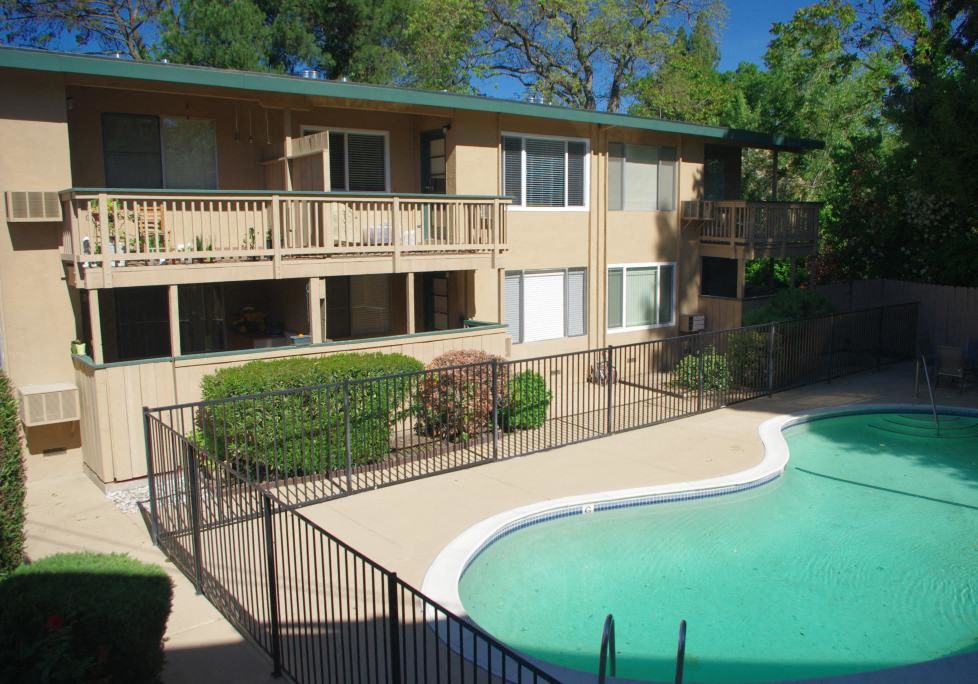 Creekside Terrace